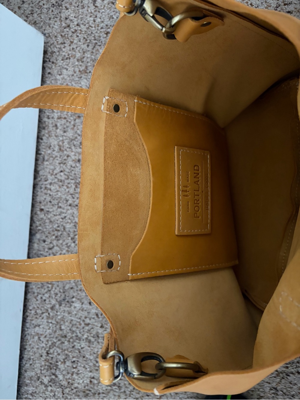 Portland Leather Leather Tote and Wallet Set - Picture 3 of 11